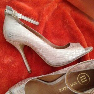 Leather heels mary jane